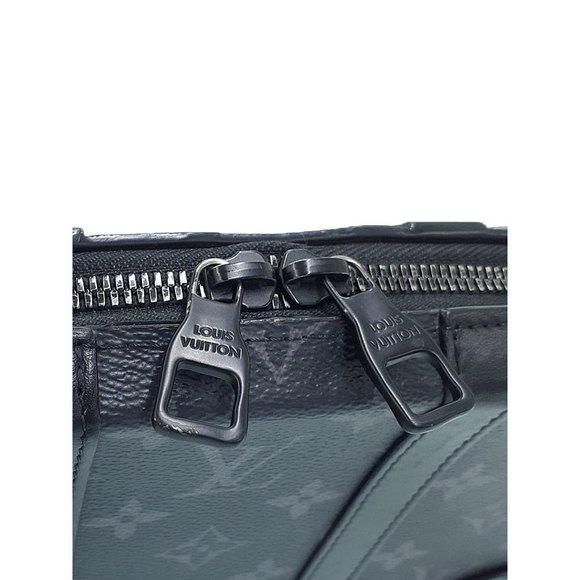 Louis Vuitton Soft Trunk Wallet Eclipse Shoulder Bag Black - Picture 6 of 9